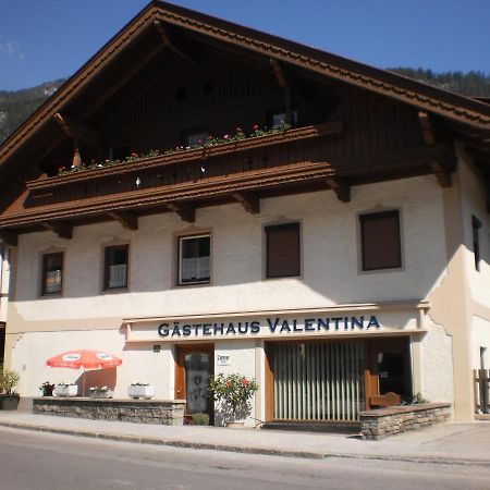 Hotel Gästehaus Valentina Mayrhofen Exterior foto